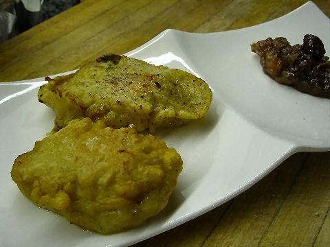 Oyster beignets with date chutney