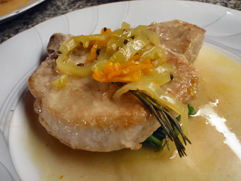 Piquant pork chop