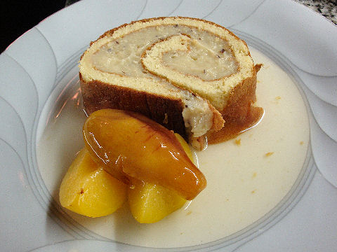 Rooibos Pionono with Plums