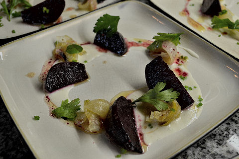 Roasted beet salad