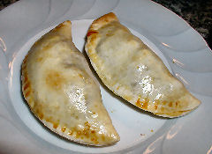 Barbecued pork empanadas