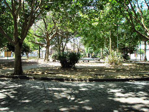 Adrogue - plaza azopardo