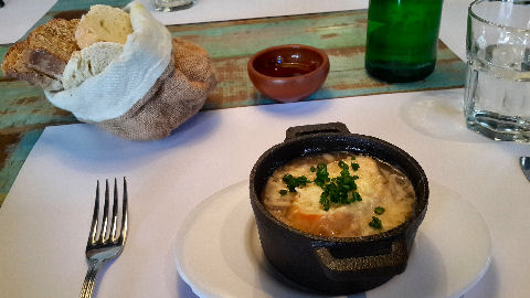 Aramburu bis - onion soup