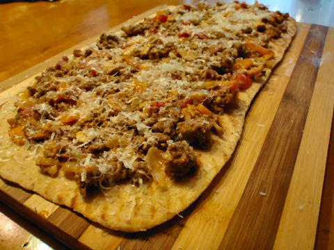 Bolognese Pizza a la parrilla