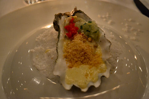 CasaCruz - oyster