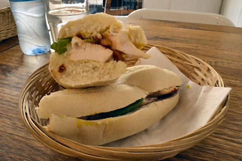 Chez Nizi - sandwich de pollo
