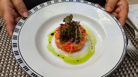 Club Frances - salmon tartare