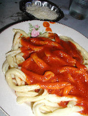 Don Chicho - strozzapreti with tomato sauce