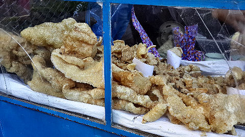 Chicharrones on the streets of La Paz