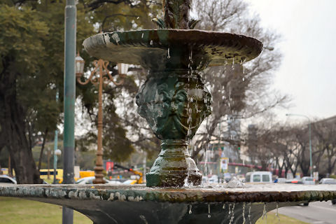 Fountain on Libertador