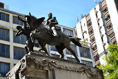 Manuel Dorrego monument