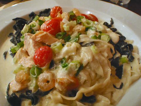 Maria Lola - two color pasta with salmon and shrimp