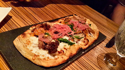 Masa 14 - pork carnitas flatbread