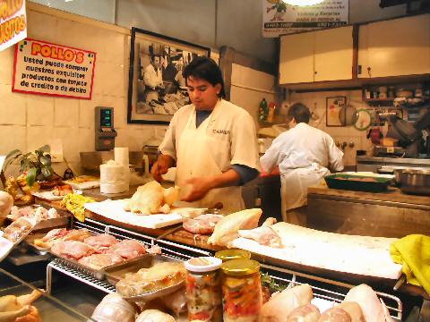 Mercado del Progreso - chicken and rabbit butcher