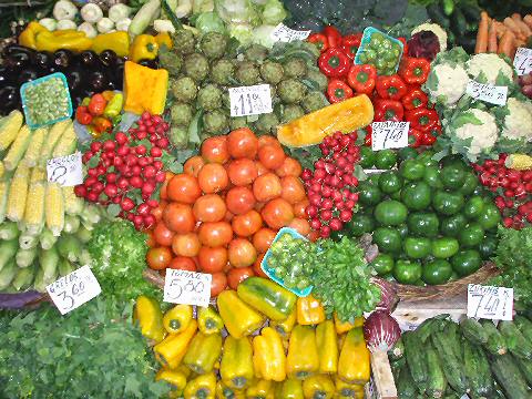 Vegetable stand at the Mercado del Progreso