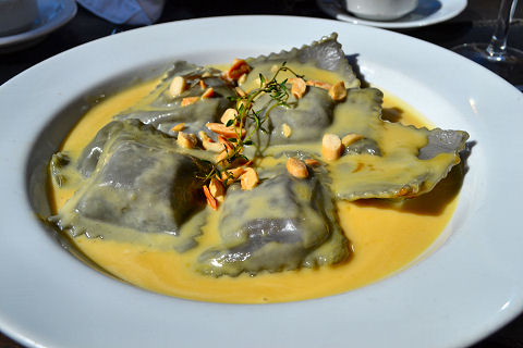 Meridiano 58 - salmon ravioli