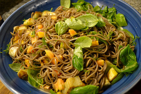 Ottolenghi: Soba salad