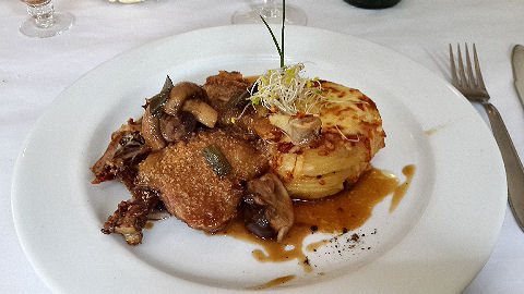 Brasserie Petanque - duck confit