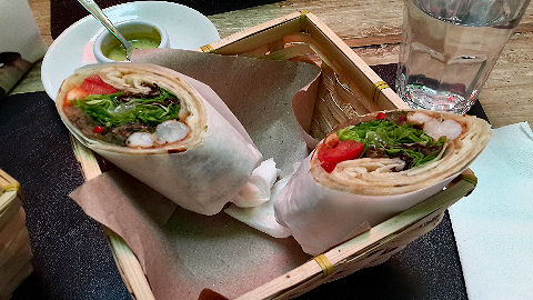 Real Revolucion - prawn burrito