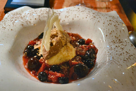 Tandory - fresh berry dessert