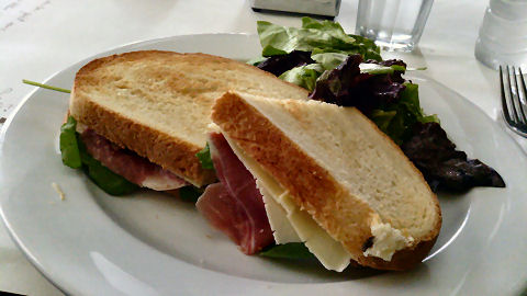 Voulez-bar - bistro sandwich