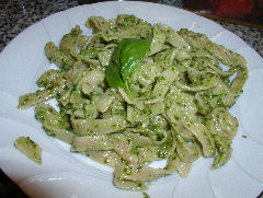 Fettucini al pesto