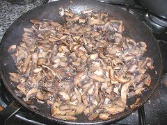 Caramelized portobellos for pici