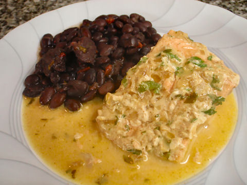 Trout in chipotle cream with black beans