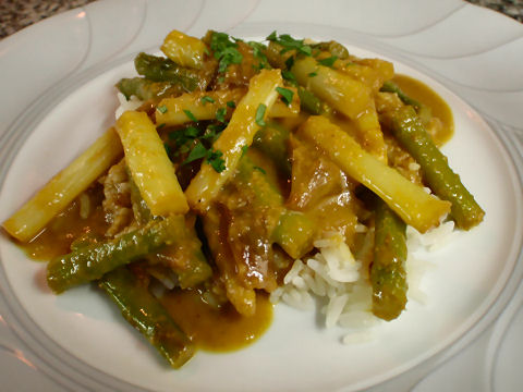 Shallot & Asparagus Rendang