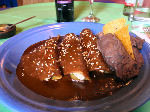 Enchiladas de Mole