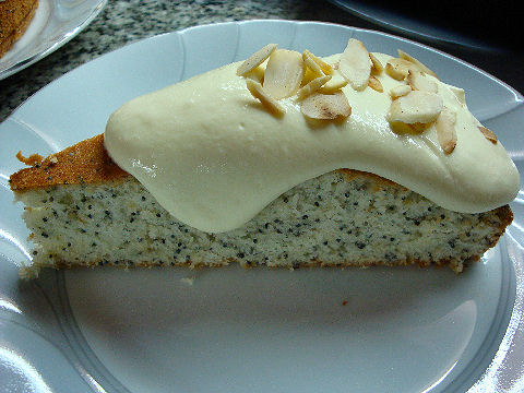 Poppyseed torte