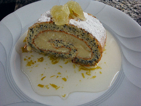 Poppyseed, Anise & Lime Pionono