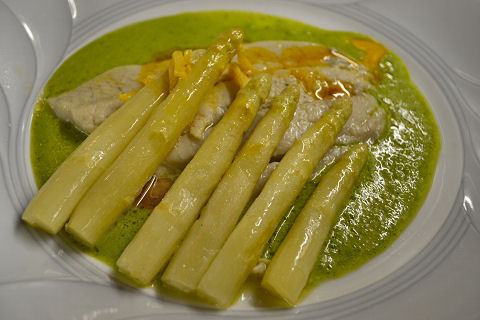 Palometa with Green Pepper Cream