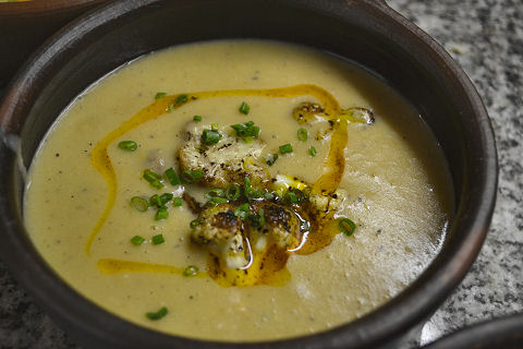 Hummus soup, fried cauliflower