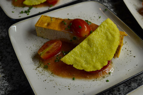 Textures of tomato