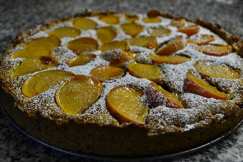 Persimmon, hazelnut & ginger tart