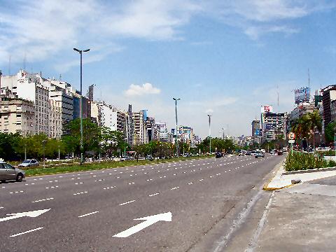 Northern end of Av. 9 de Julio