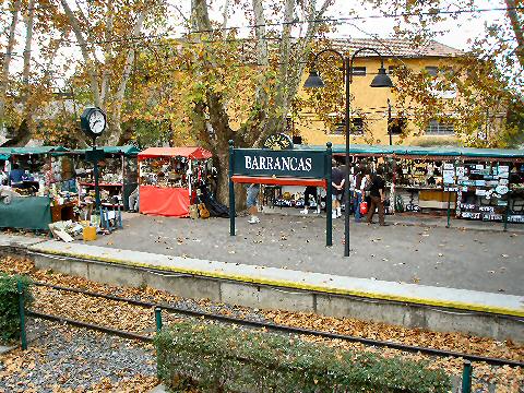 Antiques fair at the Barrancas station