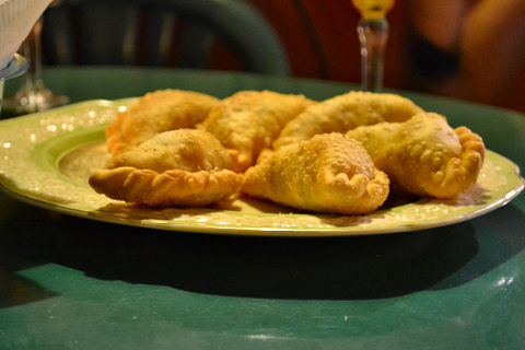 Adentro Dinner Club - empanadas