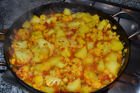 Aloo Gobi - step by step