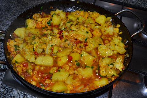 Aloo Gobi - step by step