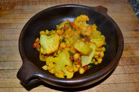 Aloo Gobi - step by step