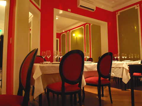 Astrid & Gaston dining rooms