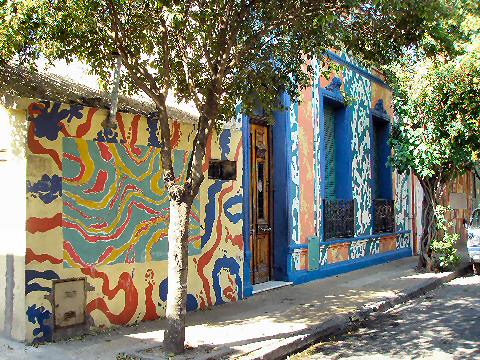 Barracas - the little known Callejon Lanin street art