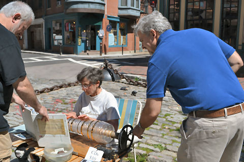 Glass harmonica