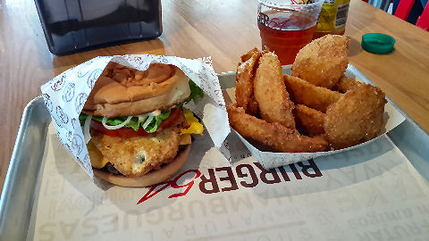 Burger 54 - bacon cheeseburger