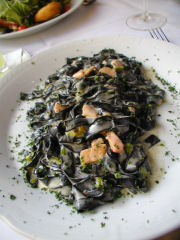 Cabernet - squid ink pasta with salmon