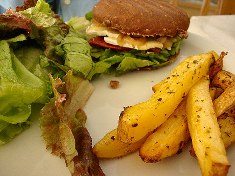 Cafe Crespin - vegetable sandwich