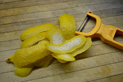 Candied Lemon Zest preparation