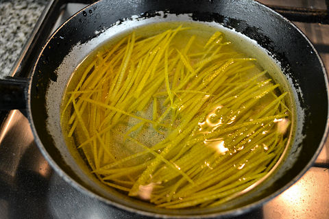 Candied Lemon Zest preparation